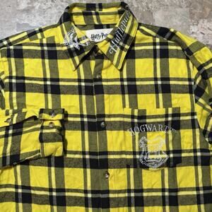 Cakeworthy Flannel Shirt Adult Medium Yellow Harry Potter Hogwarts Long Sleeve